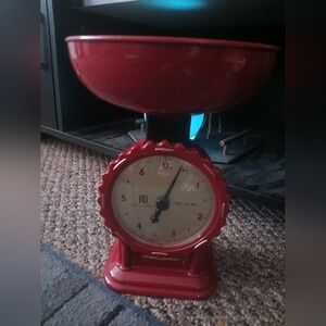 New Red Kitchen Scale Self Callibrating Removable Large Bowl